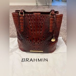 Authentic Brahmin Melbourne Collection Purse